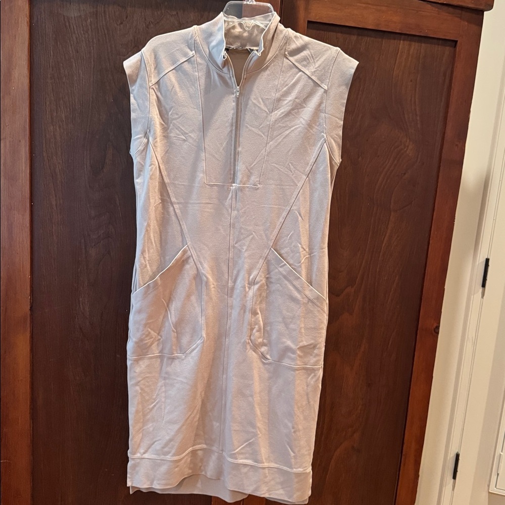 Elegant Cream Sleeveless Dress